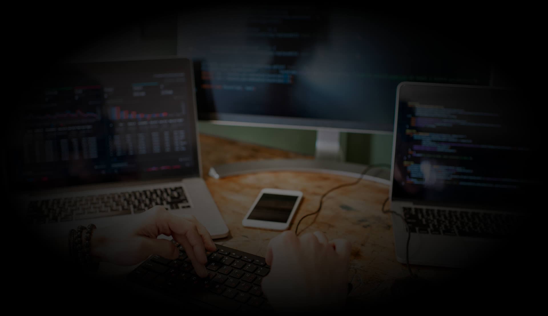 Equipo Katary en reunión